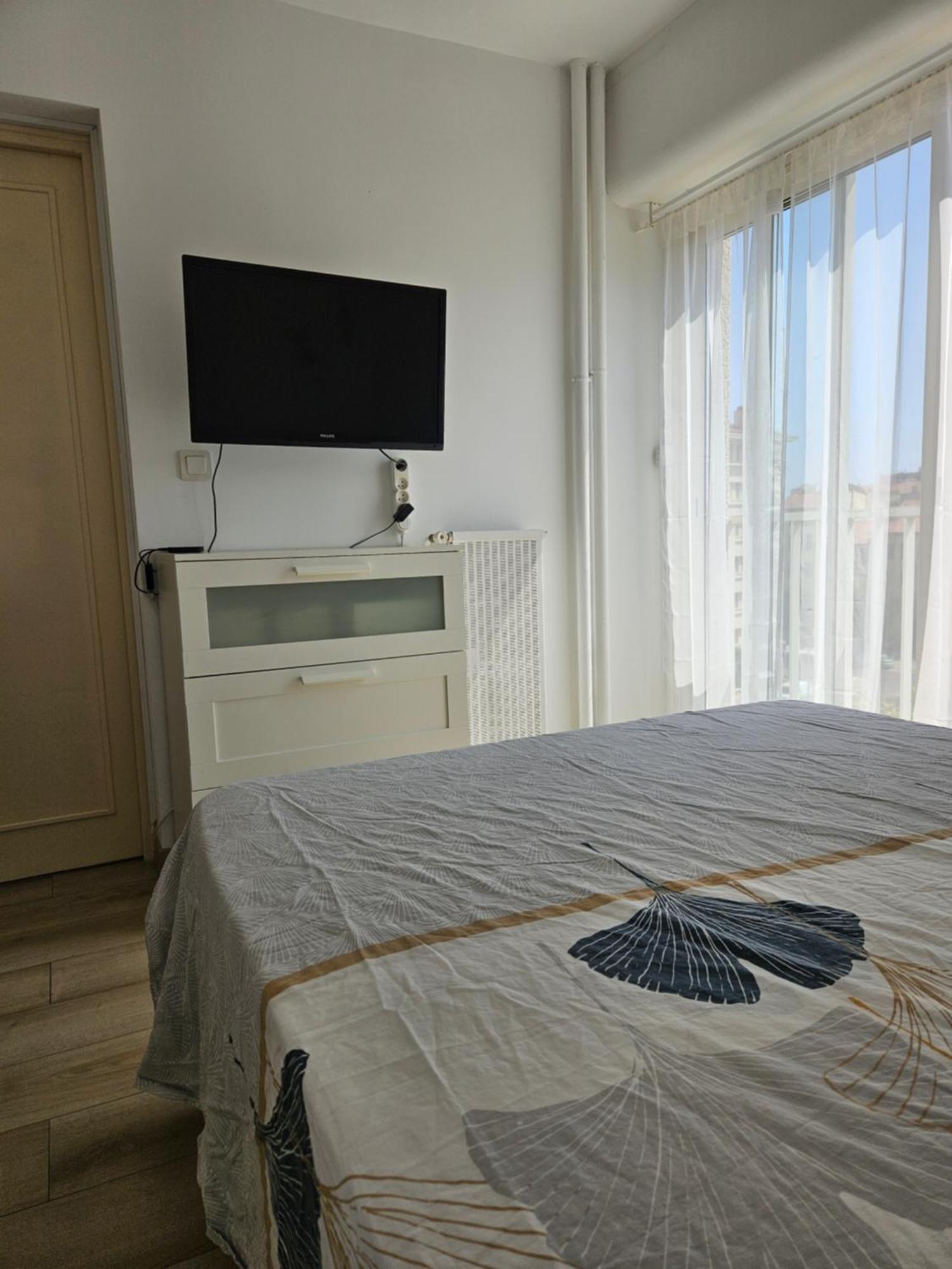 Chambre En Colocation Fille, Proche Mer, Climatisation Tolón Exterior foto